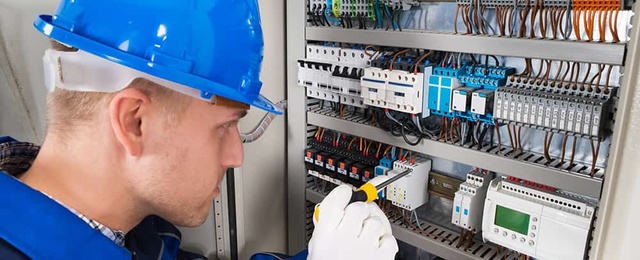 Elektroniker für Energie- und Gebäudetechnik (m/w/d) bei Elektro Pönicke GmbH in Zeulenroda-Triebes